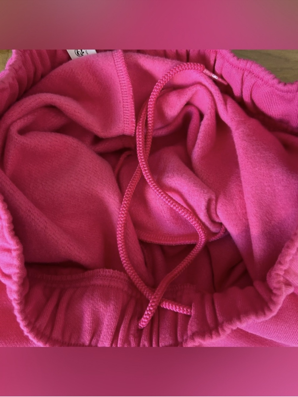 ALO Yoga Girls Fuchsia Drawstring Sweatpants - Picture 6 of 7